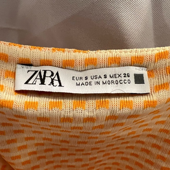 Dress - Picture 4 of 5